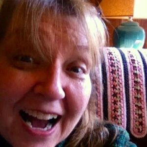 Meet your Posher, Carrie